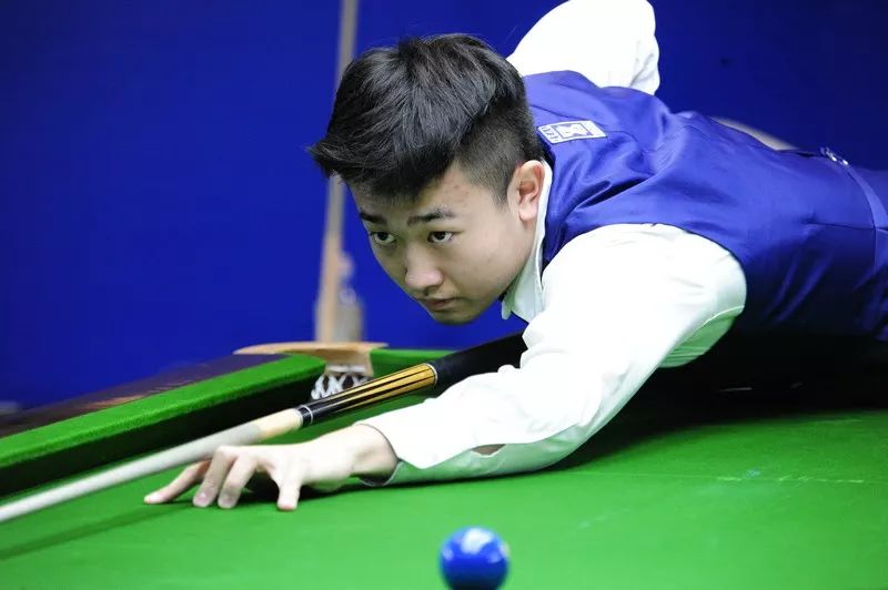 着外界的高 着外界的高