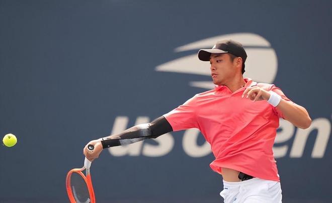 在短道速滑 在短道速滑